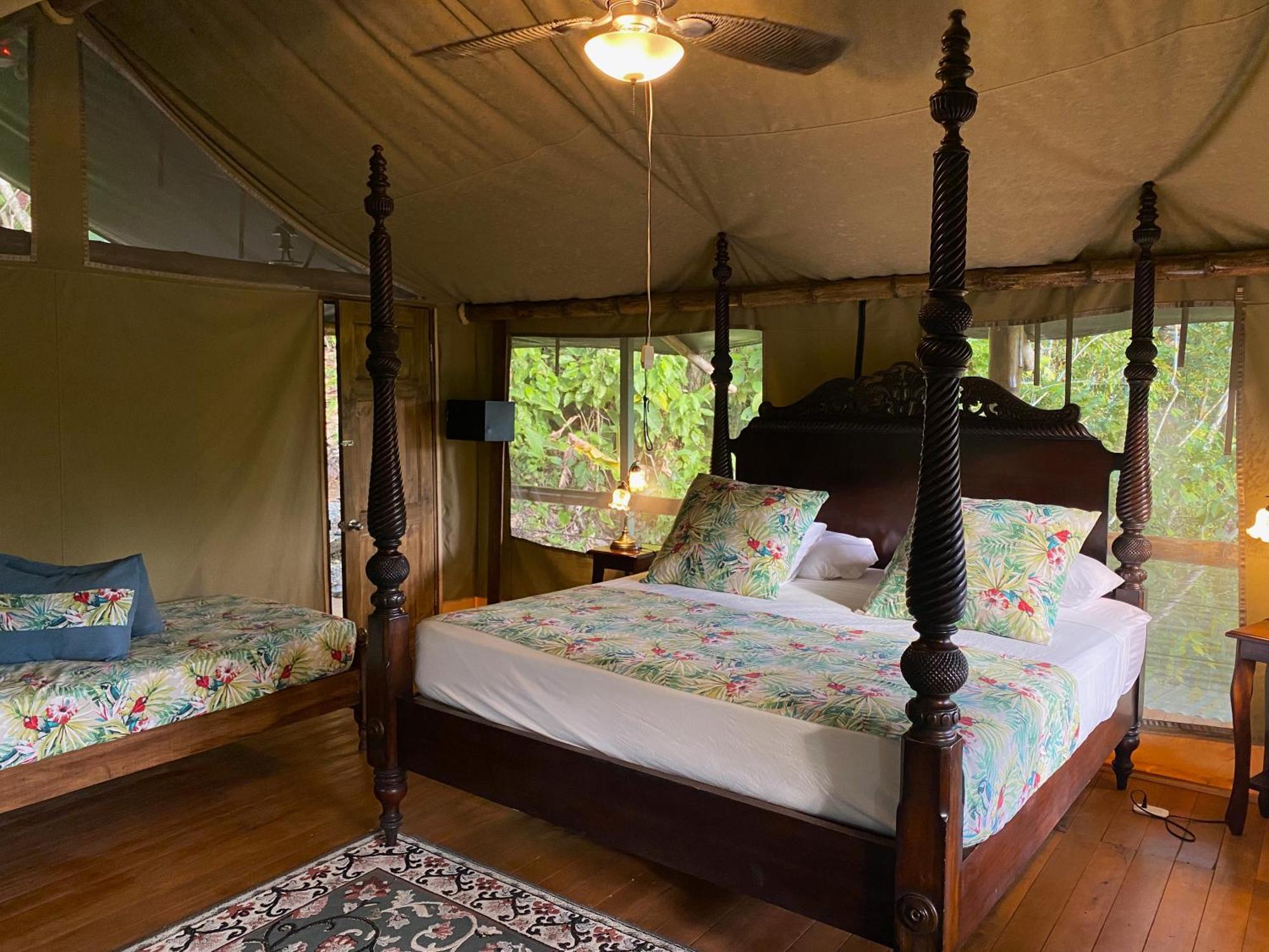 Colina Secreta - Glamping And Villas Puerto Viejo de Talamanca 외부 사진
